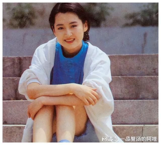 重磅推出，演員楊青科技新品，引領(lǐng)未來生活新潮流！