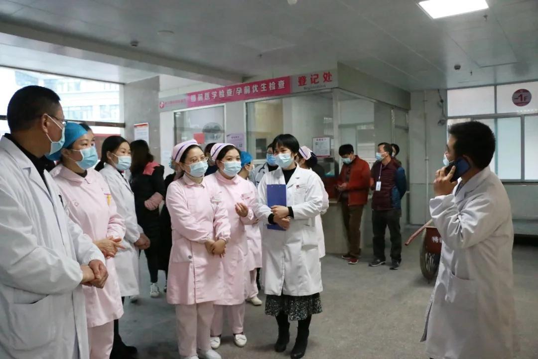 肺炎最新人員動態(tài)，變化帶來力量，學(xué)習(xí)鑄就自信與成就成就之路